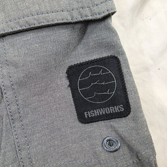 Fishworks QuatroStretch Mens Size 38 Gray Cargo Board Shorts Fishing Outdoor - Picture 3 of 10